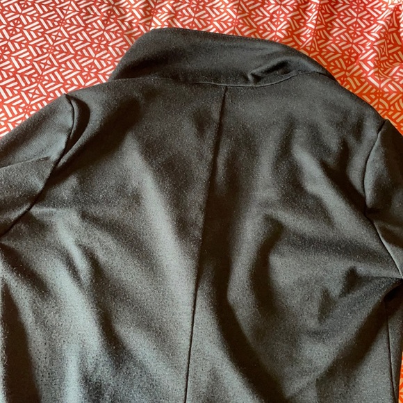 Black blazer - Picture 5 of 7